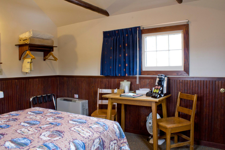 Bedroom 2, Lake Lodge, Teton