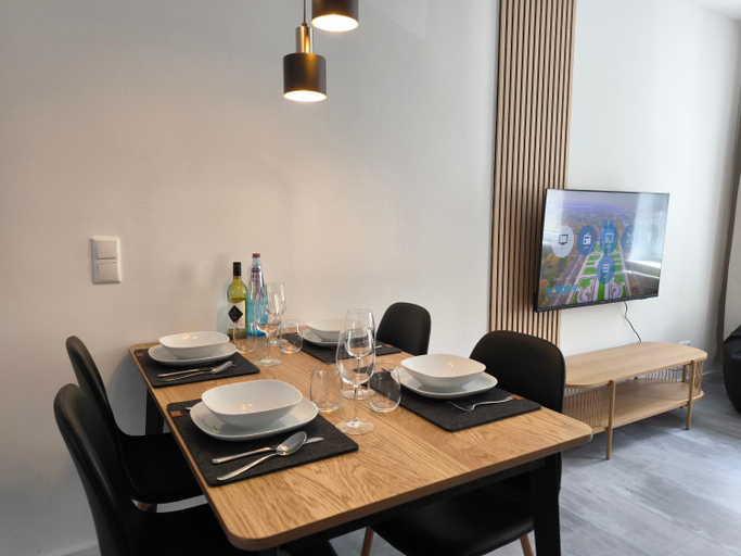 Others 5, maremar - Apartments am Ferberturm - Luxus Boxspringbett - Kuche - Arbeitsplatz - WLAN, Gera