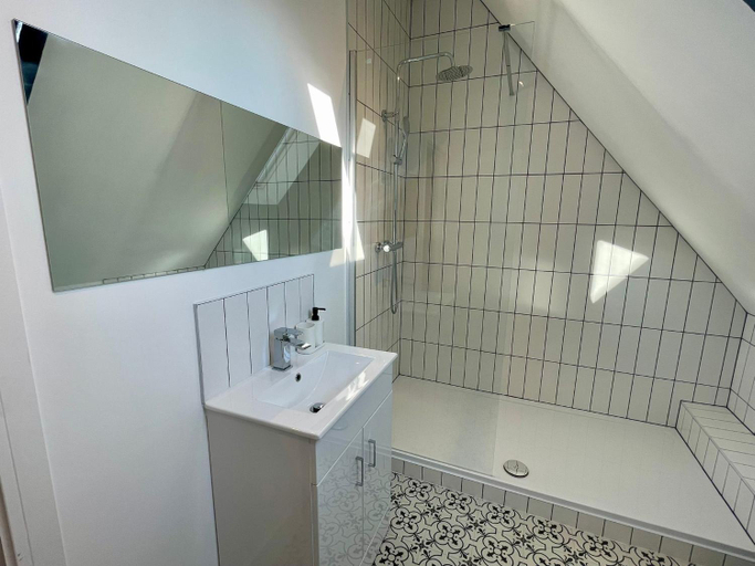 Bathroom 4, Wellington house, Northumberland