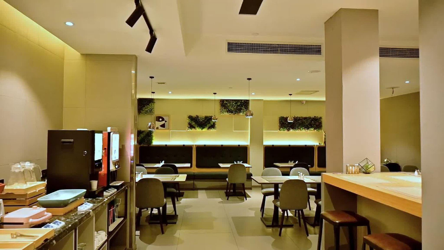 Food & Drinks 4, Home Inn Style Baishan Minzhong Street, Baishan