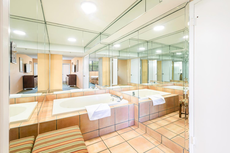 Bathroom 4, Vacation Village at Bonaventure, Broward