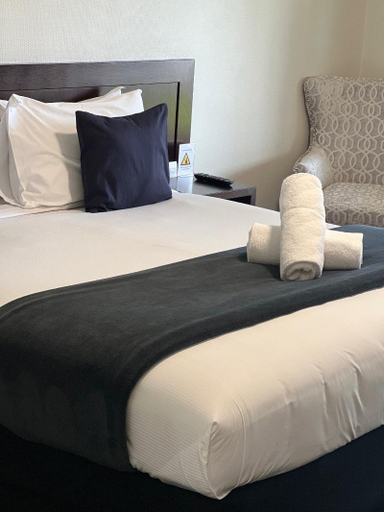 Bedroom 3, Harvest Hotel, Central Otago