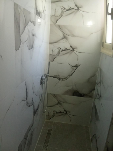 Bathroom 3, Beta Holidays, Vlorës