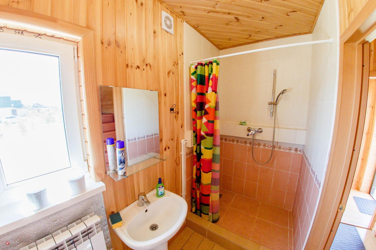 Bathroom 3, Lukomorye Baza Otdykha, Zhiryatinskiy rayon