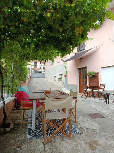 Others 4, b&b Enantio, Verona