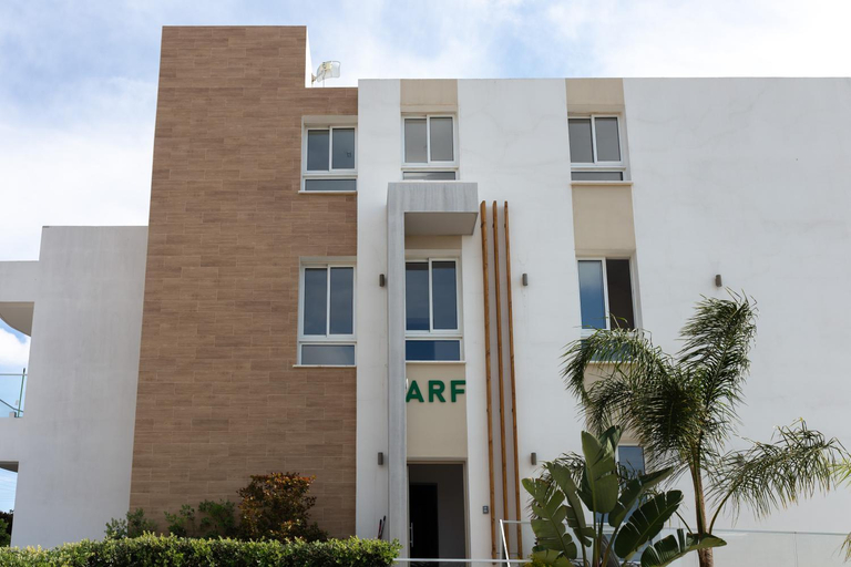 Others 2, ARF Apartments - with Jacuzzi at the complex