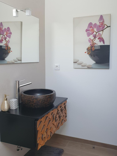 Bathroom 4, Quinta do Bairro, Vieira do Minho