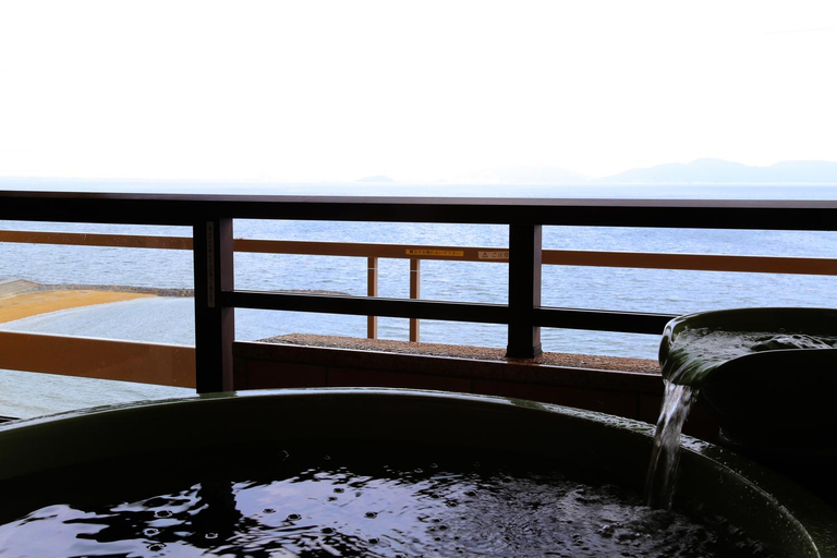 Bathroom 2, shunkeiroman ginpaso, Gamagōri