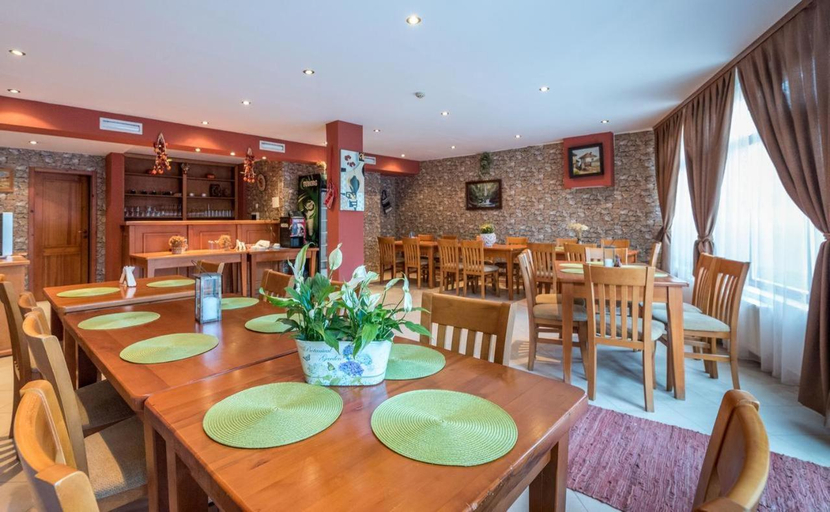 Food & Drinks 2, Family Hotel LILI, Bansko