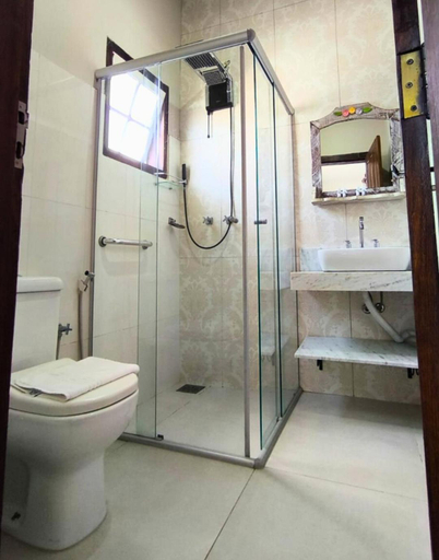Bathroom 3, Pousada Sinha Vilaca, Tiradentes