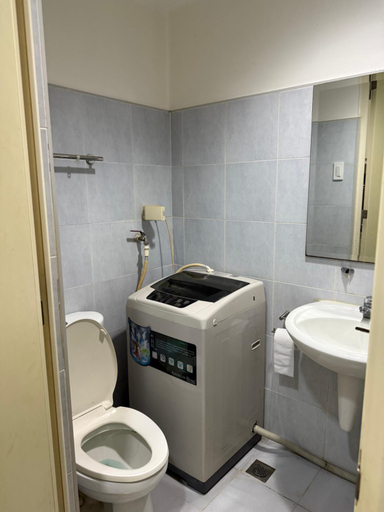 Bathroom, Staycation By Abby Tower E, Pasay City