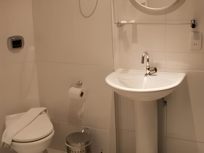 Bathroom 3, Brasil Palace Hotel, Belo Horizonte