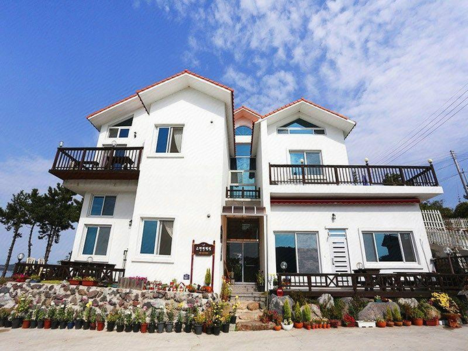 Exterior & Views 2, Yeosu Sky Pension, Yeosu
