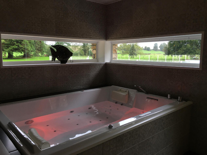 Bathroom 4, Echo d'Eau Host & Coach, Vendée