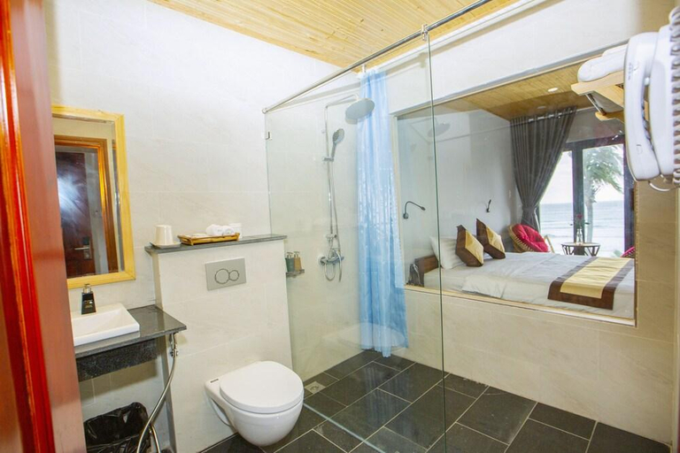Bathroom 3, Palm Beach Hotel, Sơn Hòa