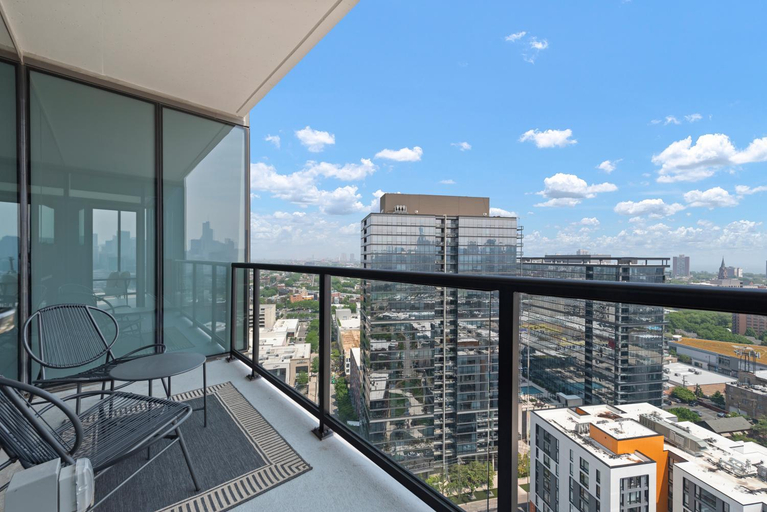 Others 5, Foundry Unmatched Skyline Views at Lincoln Park, Cook