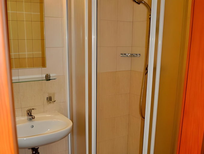 Bathroom 4, Svycarska Bouda, Trutnov
