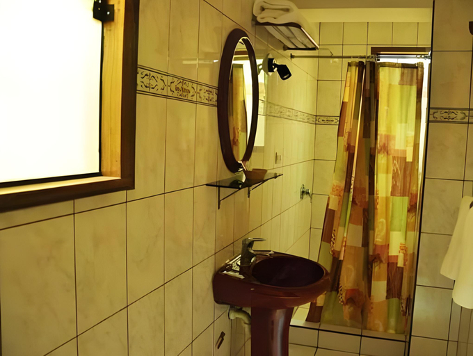 Bathroom, Los Aticos B&B with Coworking, Cusco