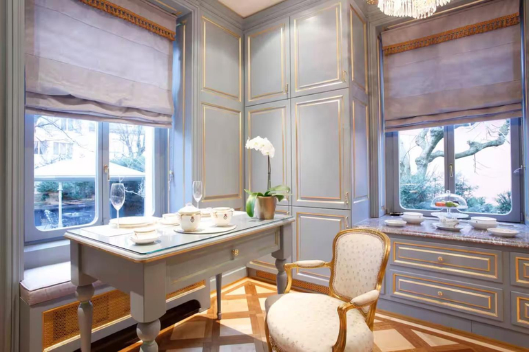 Others 5, Private Villa in Central Zurich, Zürich