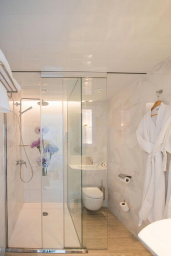Bathroom 4, Masd Mediterraneo Hotel Apartamentos Spa, Barcelona