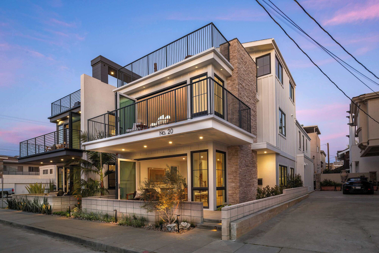 Others 1, Beach Paradise Stunning 3-story in Long Beach!, Los Angeles