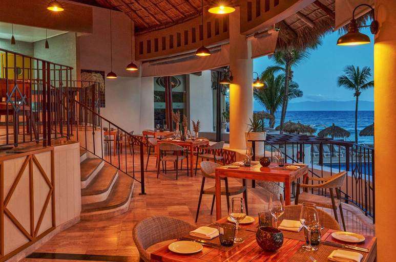 Food & Drinks 5, GRAND PALLADIUM VALLARTA RESORT and SPA - ALL INCLUSIVE, Compostela