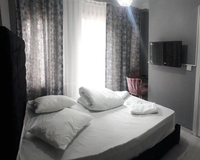 Bedroom 4, Eyup Kral Small Suit, Eyüp