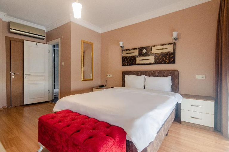 Bedroom 2, Zendy Suite Hotel, Beyoğlu