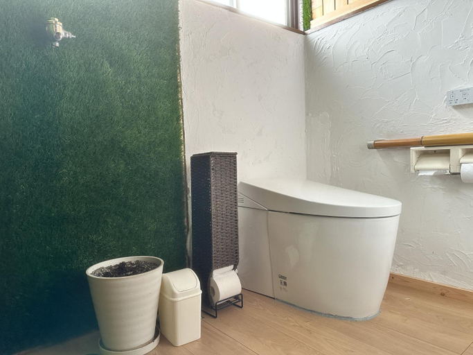 Bathroom 3, ゲストハウスみどり, Iiyama