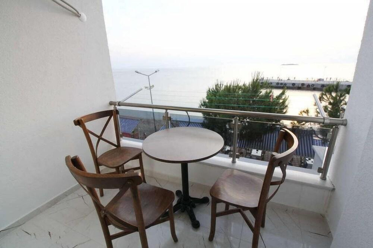 Others 4, Pegasus Prestij, Marmara