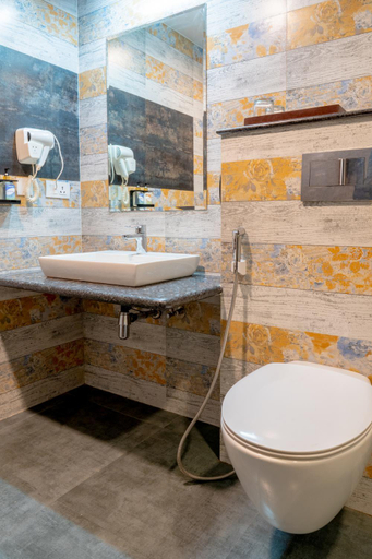 Bathroom 4, Spectrum Resort & Spa, Udaipur