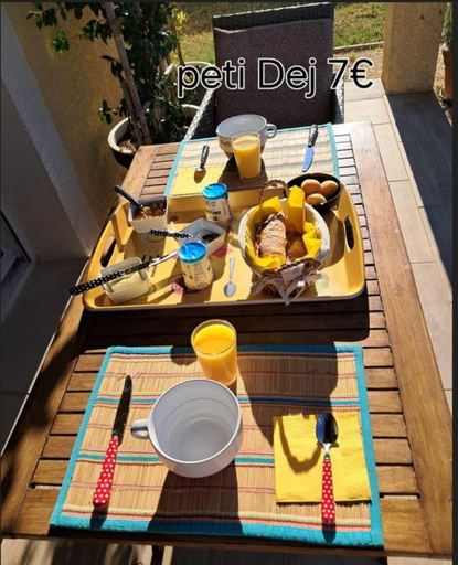 Food & Drinks 3, Chambre hotes jacuzzi climatiseur provence, Drôme