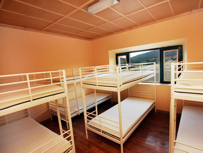 Bedroom, Albergue de La Estacion del Rio Lobos, Burgos