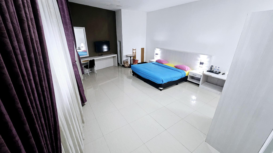 Bedroom 2, New Tiga Intan Hotel, Bandung