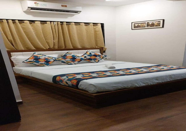 Bedroom 2, Hotel De Classico Juhu, Mumbai Suburban