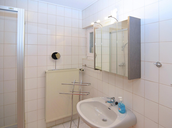 Bathroom 3, Wohnung in Battenberg nahe Winterberg Skigebiet, Waldeck-Frankenberg