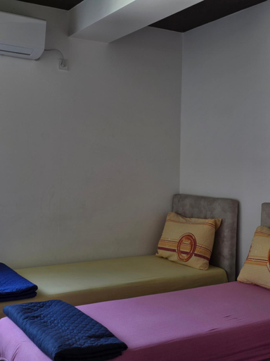 Others 2, REA Apartmants
