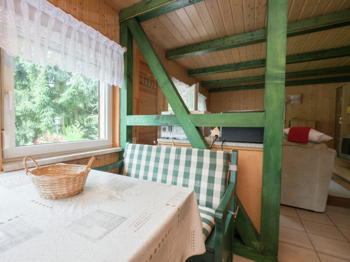 Bedroom 2, Holiday Home with Parking, Nordhausen
