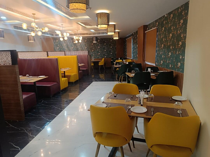 Food & Drinks 4, Hotel Vinayak International, Muzaffarpur