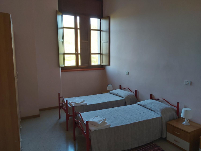 Bedroom 2, San Francesco, Terni