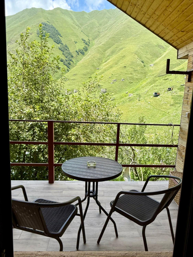 Others 5, MetiTsa, Kazbegi
