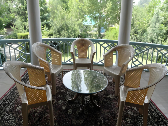Others 4, Green Acre Hotel, Srinagar