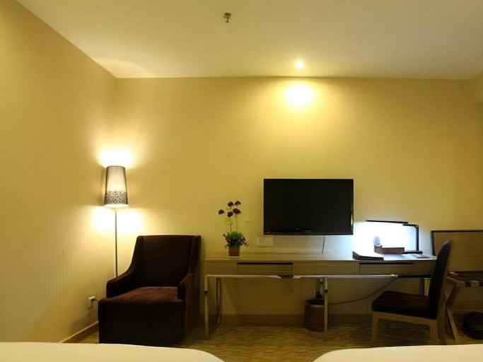 Bedroom 2, Kingnoah Hotel, Zhuhai