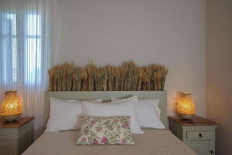 Bedroom 3, Likavgies Comfort Maisonettes, Thessaly