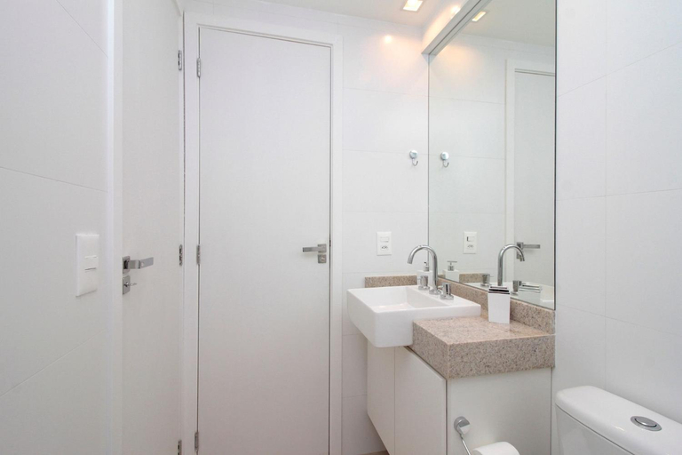 Bathroom 5, Boulevard Agami, São Paulo