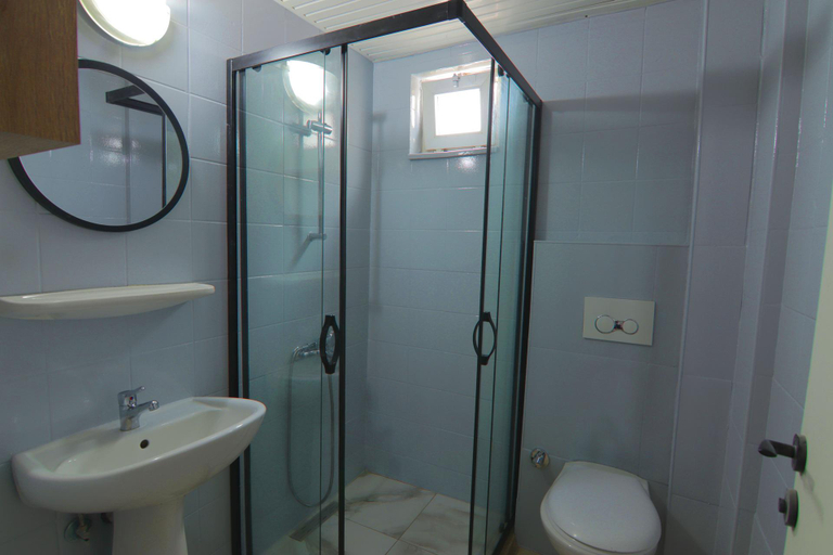 Bathroom 5, New Garden, Manavgat