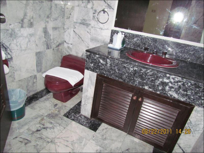 Bathroom, Patong Tower Apartment by Patong TC, Phuket Island
