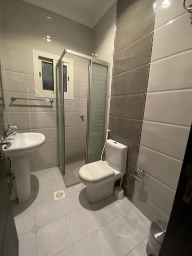 Bathroom, biutat almarwa serviced Apartment - بيوتات المروة للشقق المخدومة, Jeddah