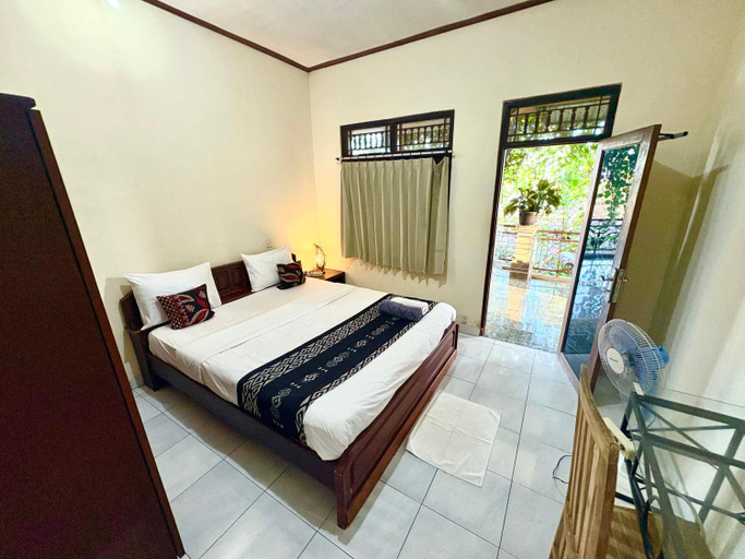 Others 3, Regina Guest House, Gianyar