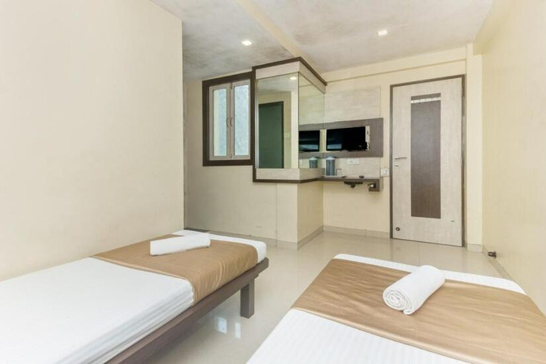 Bedroom 4, Hotel Apex Regency, Mumbai City